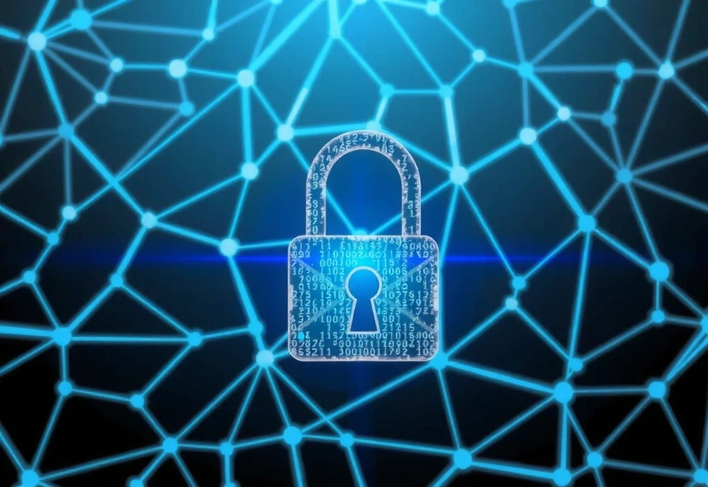 Ilustracja przedstawiająca cyfrową kłódkę na tle sieci neuronowej, symbolizującą zaawansowane zabezpieczenia danych.